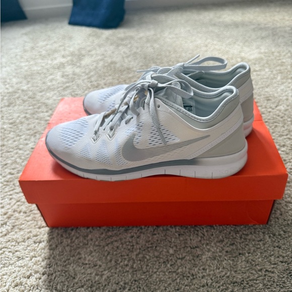 COPY - NIKE FREE 5.0 TR FIT 5 women’s - Picture 4 of 10